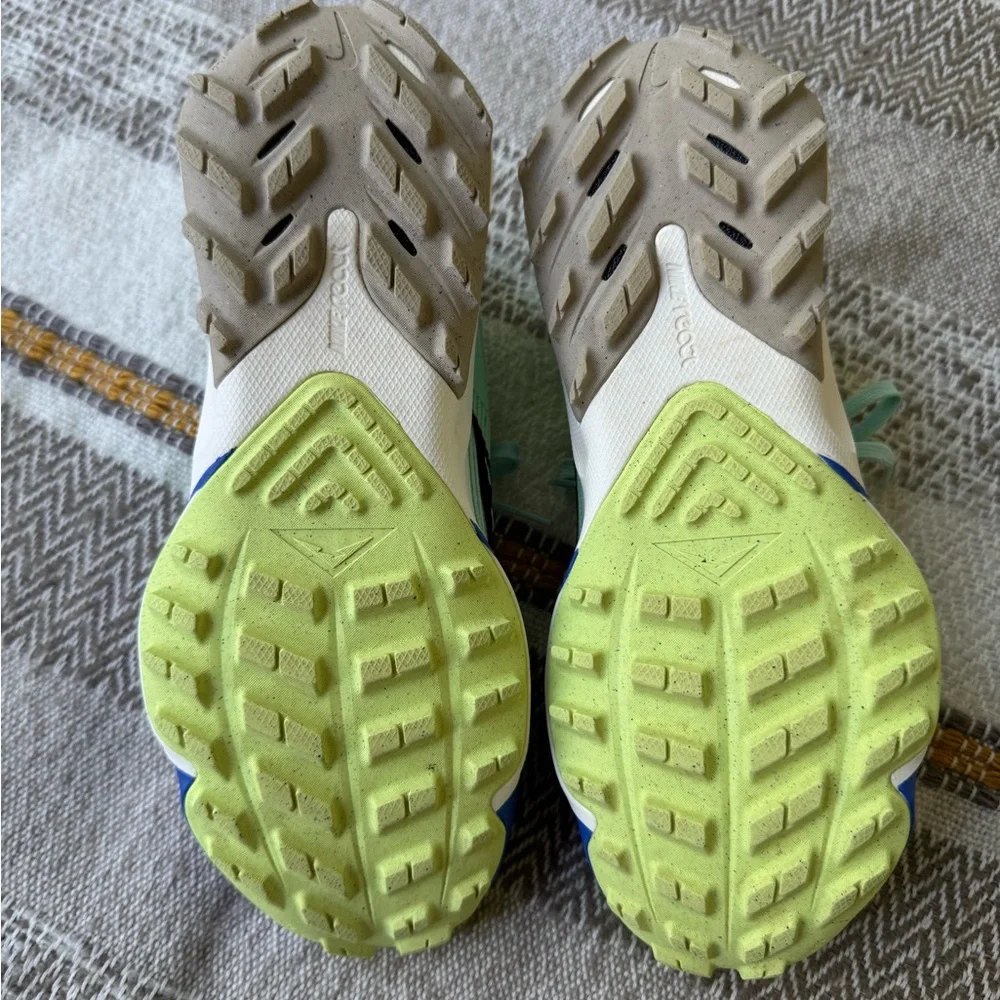 Nike Terra Kiger Athletic Shoes - Picture 6 of 6